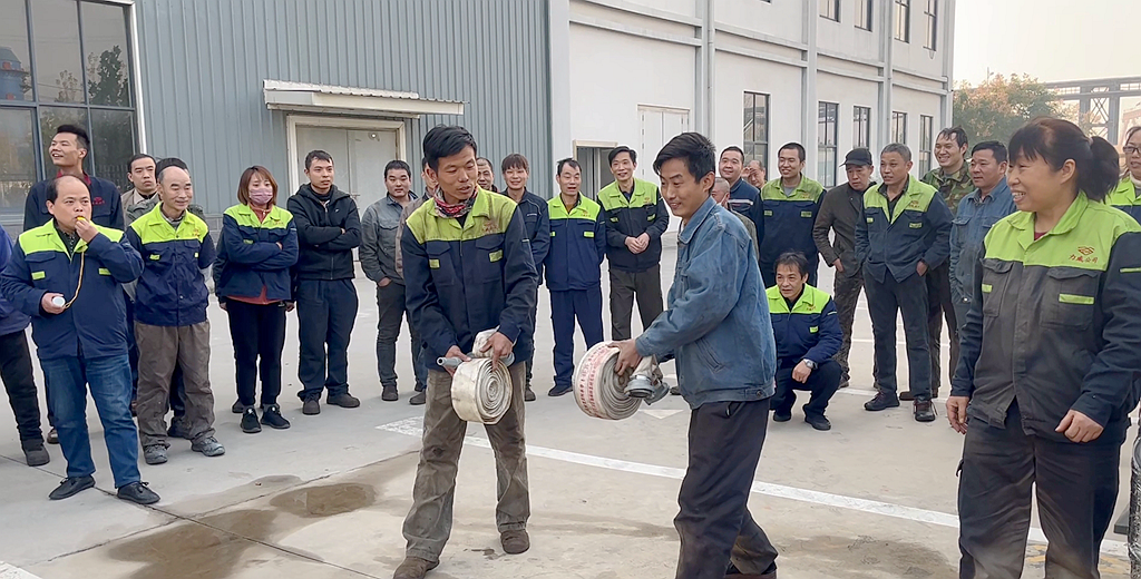 【應(yīng)急演練】消防三人兩帶大比拼，實(shí)戰(zhàn)演練爭(zhēng)分秒