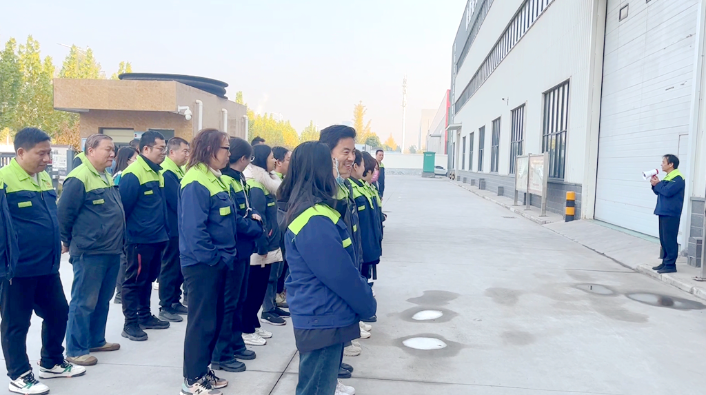 【應(yīng)急演練】消防三人兩帶大比拼，實(shí)戰(zhàn)演練爭(zhēng)分秒